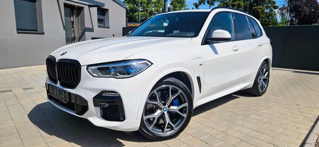 01.2021 BMW X5 xDrive 45e M-Sport