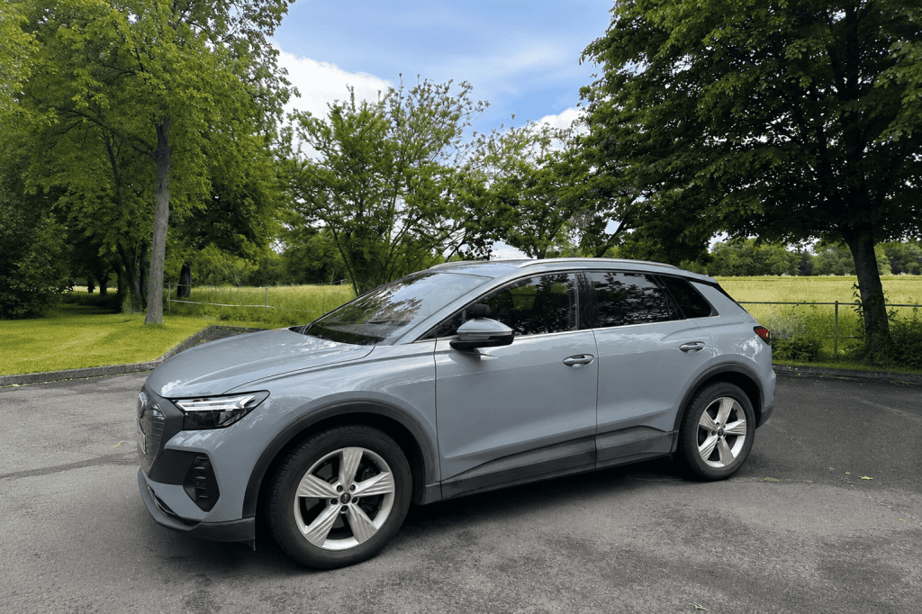 12.2023 Audi Q4 40 e-tron