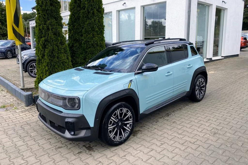 06.2025 Renault R 4 E-Tech