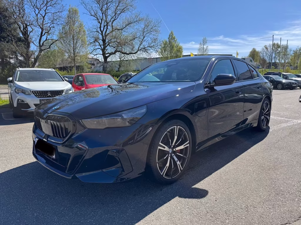 01.2026 BMW 550e xDrive M Sport