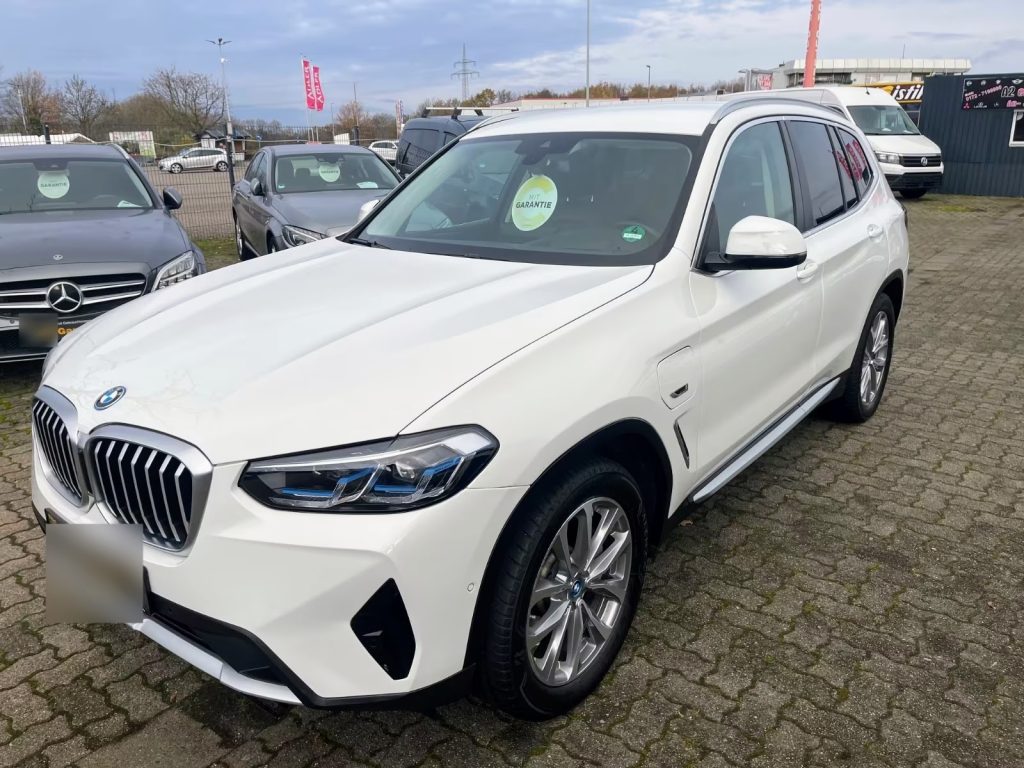 12.2022 BMW X3 xDrive 3.0e