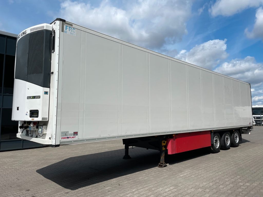 05.2015 Schmitz Cargobull Doppelstock, Liftachse, Thermo King SLXe200