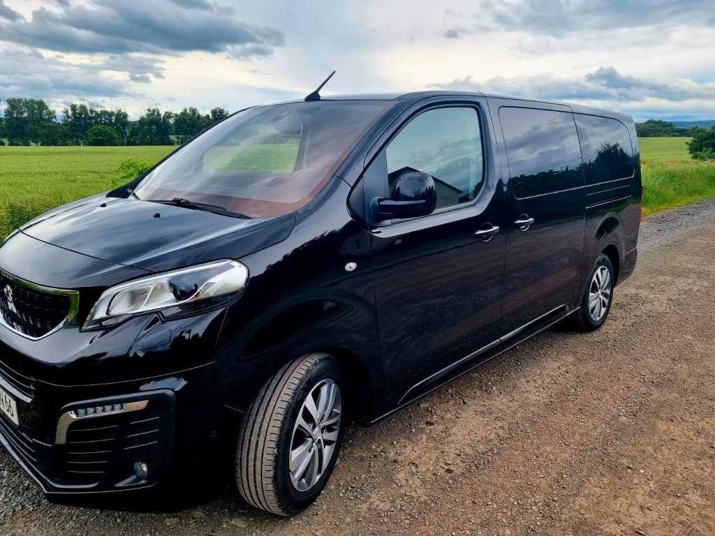 11.2018 Peugeot Traveller BlueHDi 180