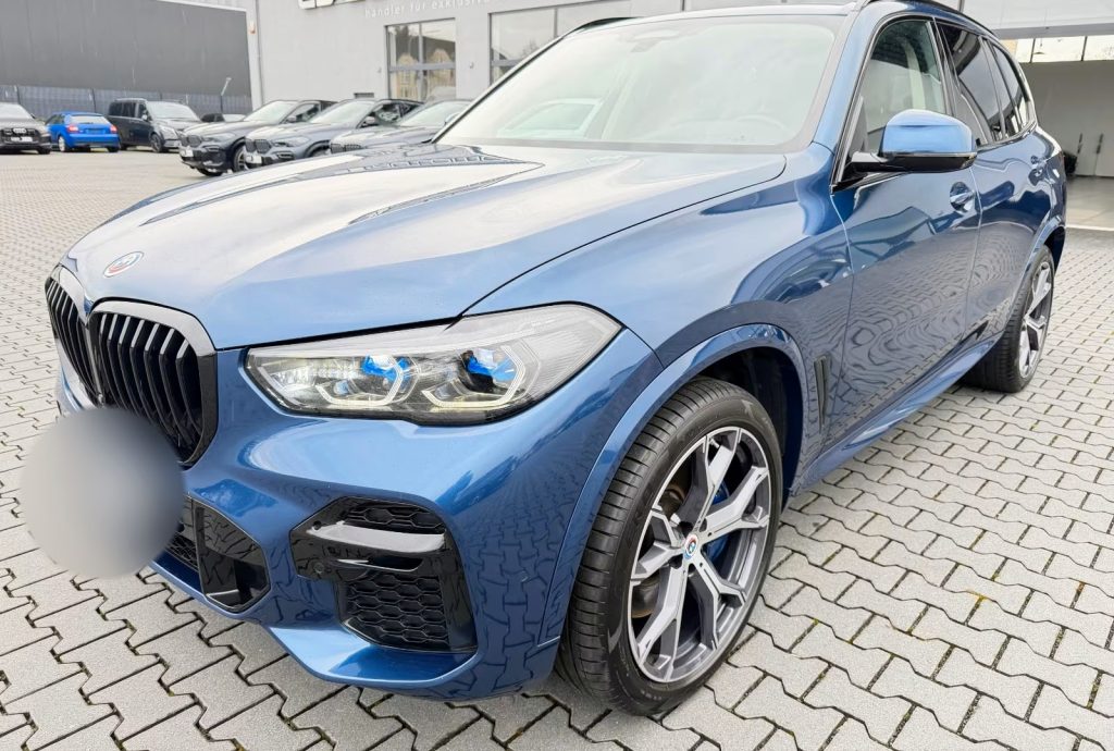 10.2022 BMW X5 40 x dMSPORT3xTV