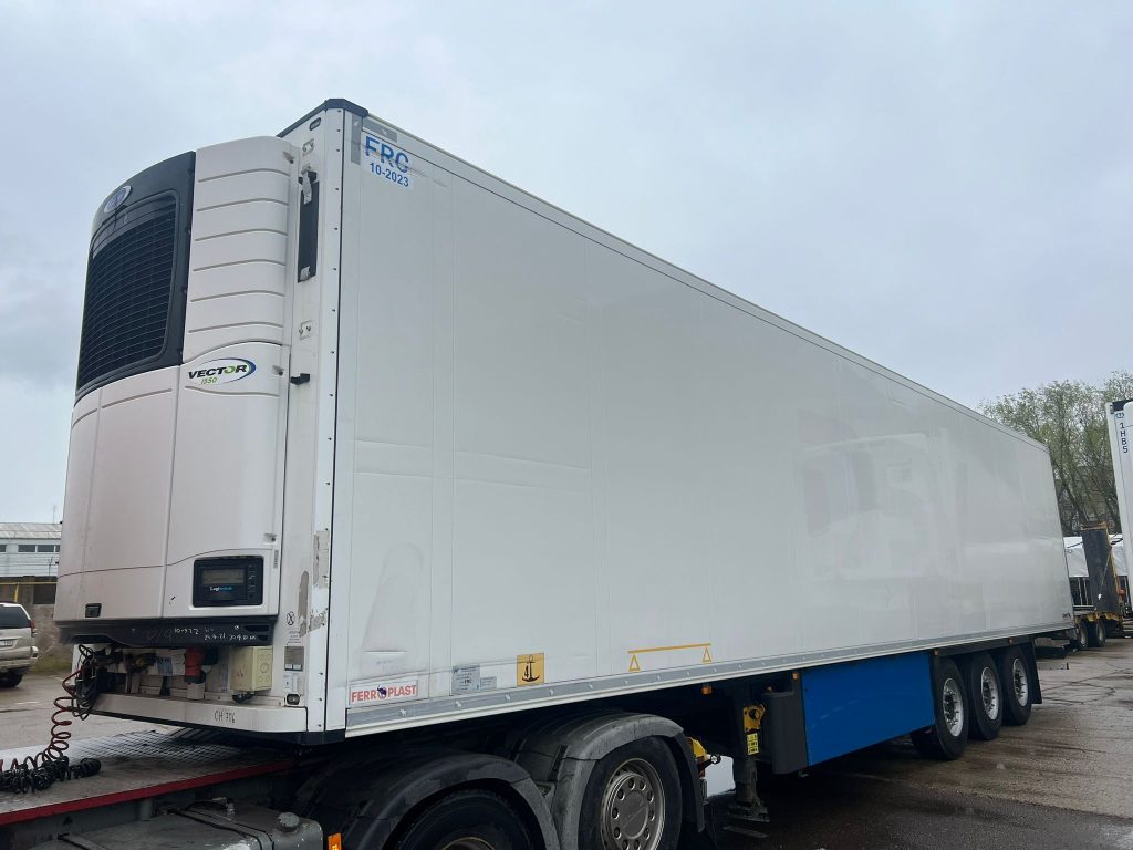 10.2017 Schmitz Cargobull SCBS3B refrigerated