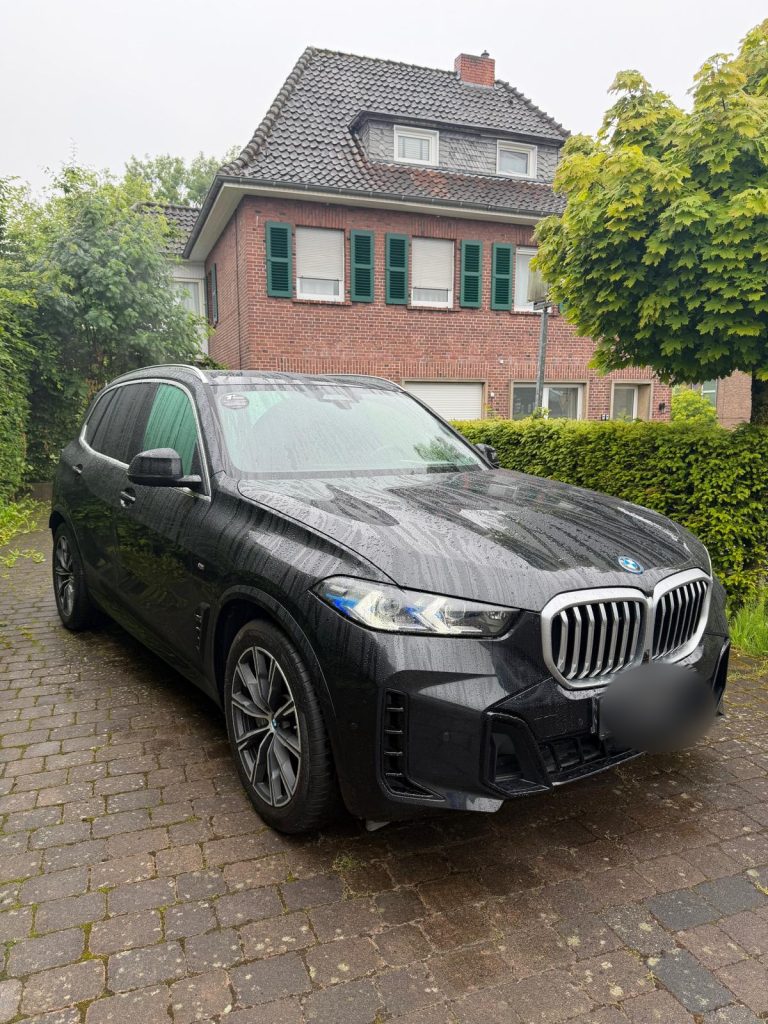 03.2024 BMW X5 50e xDrive M Sport LED ACC