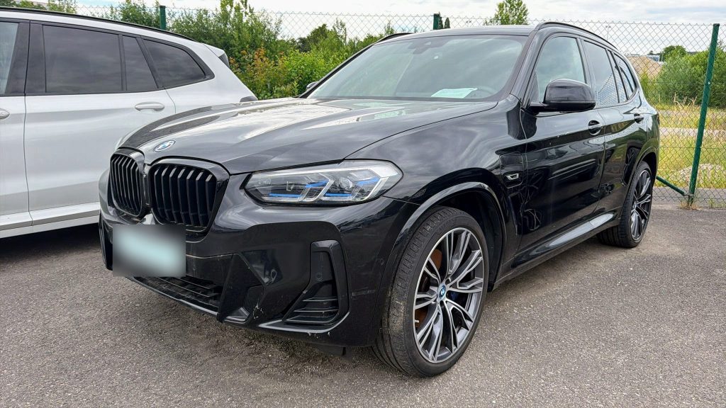 09.2021 BMW X3 xDrive 30e M VIRTUAL