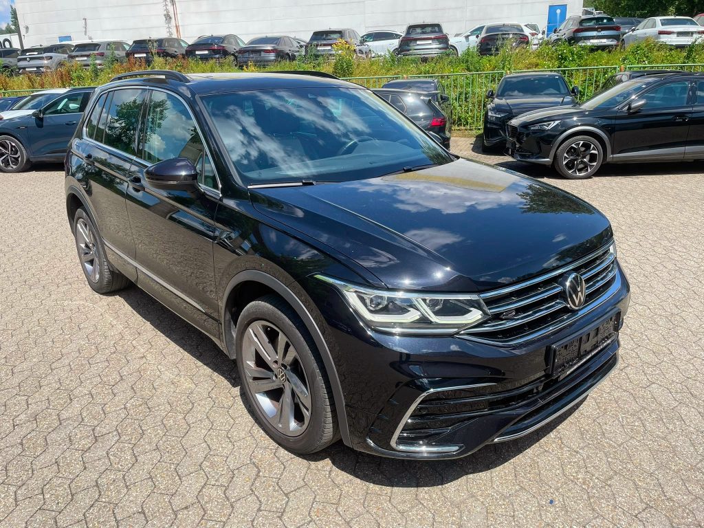 12.2022 Volkswagen Tiguan R LINE 1.4 eHYBRID MATRIX