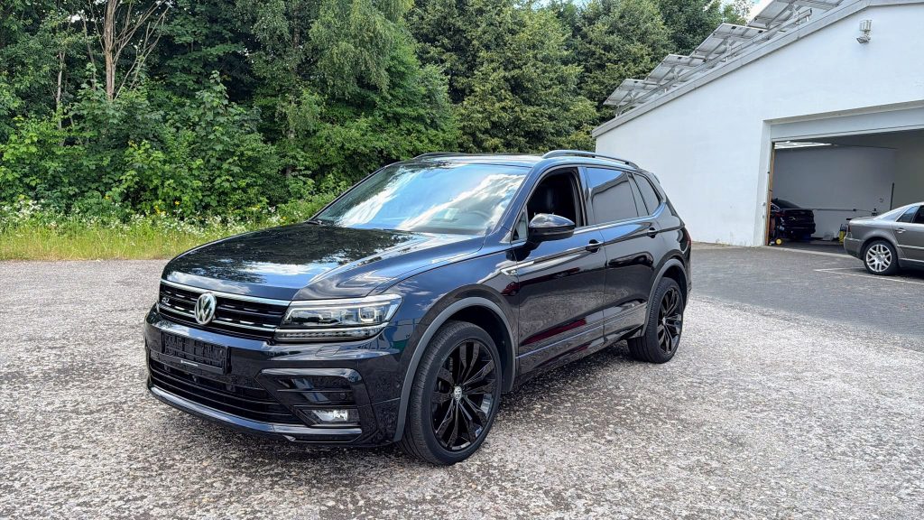 11.2019 Volkswagen Tiguan Allspace 4M R-line 7 Seats