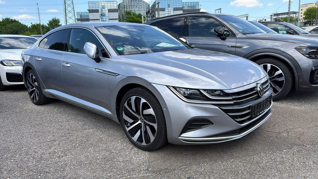 10.2021 Volkswagen Arteon 1.4 eHybrid DSG