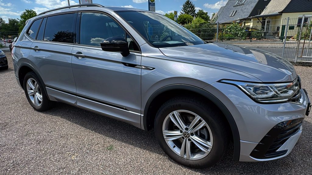 05.2022 Volkswagen Tiguan Allspace R-Line 4Motion LED ACC