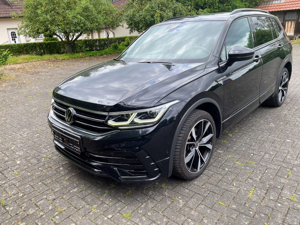 03.2023 Volkswagen Tiguan Allspace 2.0 TSI R-Line 4M Matrix