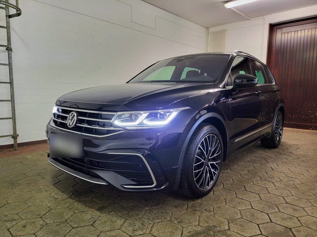 12.2021 Volkswagen Tiguan 2.0 TDI R-LINE DSG 4MOTION 1-HAND
