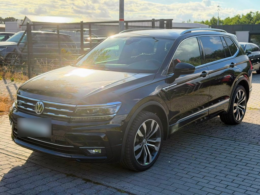 06.2022 Volkswagen Tiguan Allspace R-Line 4Motion 7 Seats PANO