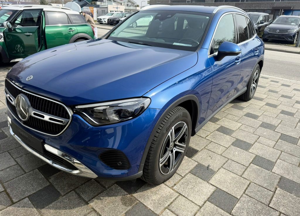 04.2023 Mercedes-Benz GLC 220 d 4MATIC