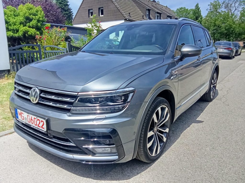 10.2018 Volkswagen Tiguan Allspace R-Line Keyless