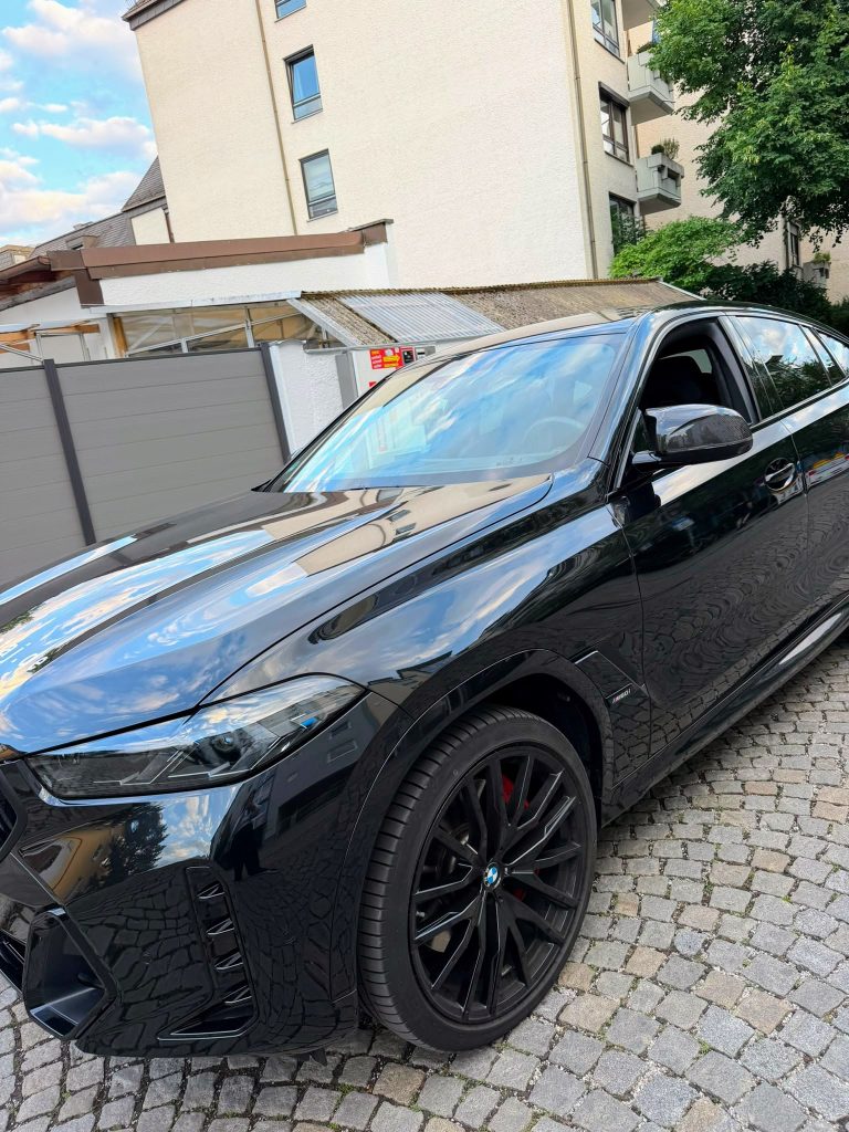 06.2023 BMW X6 M60 i xDrive FULL OPTION