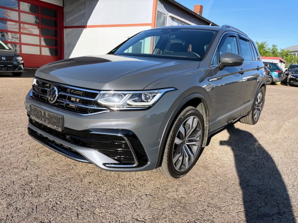 11.2020 Volkswagen Tiguan R Line