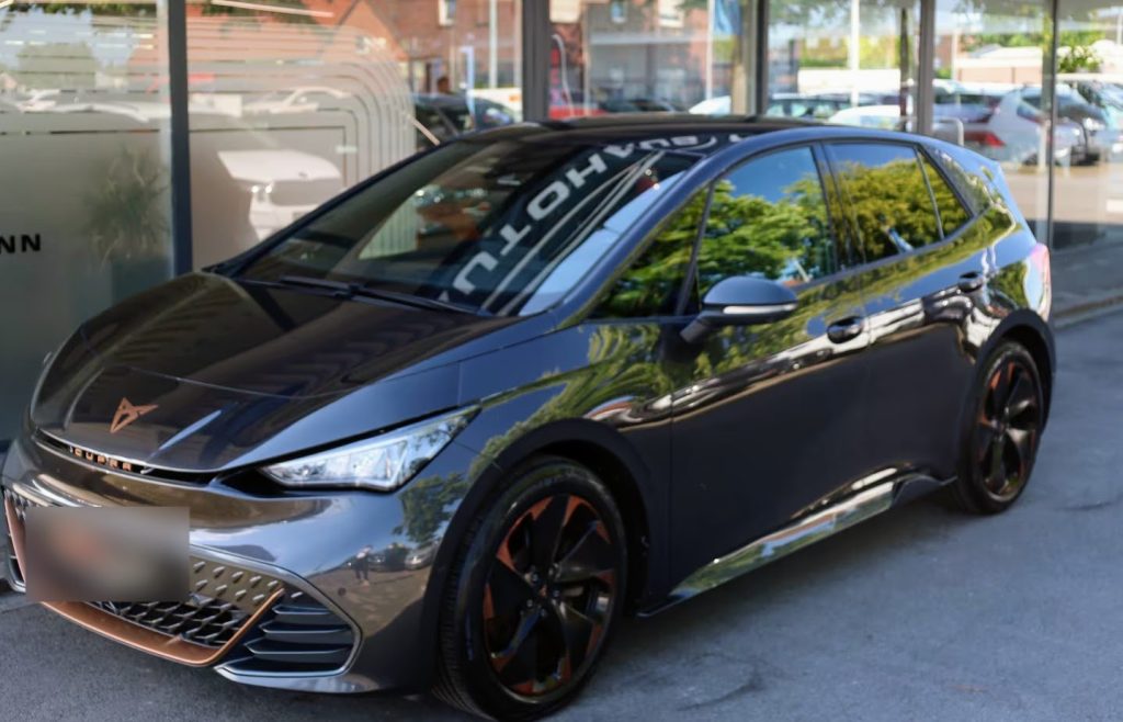 04.2023 Cupra Born 19 Typhoon