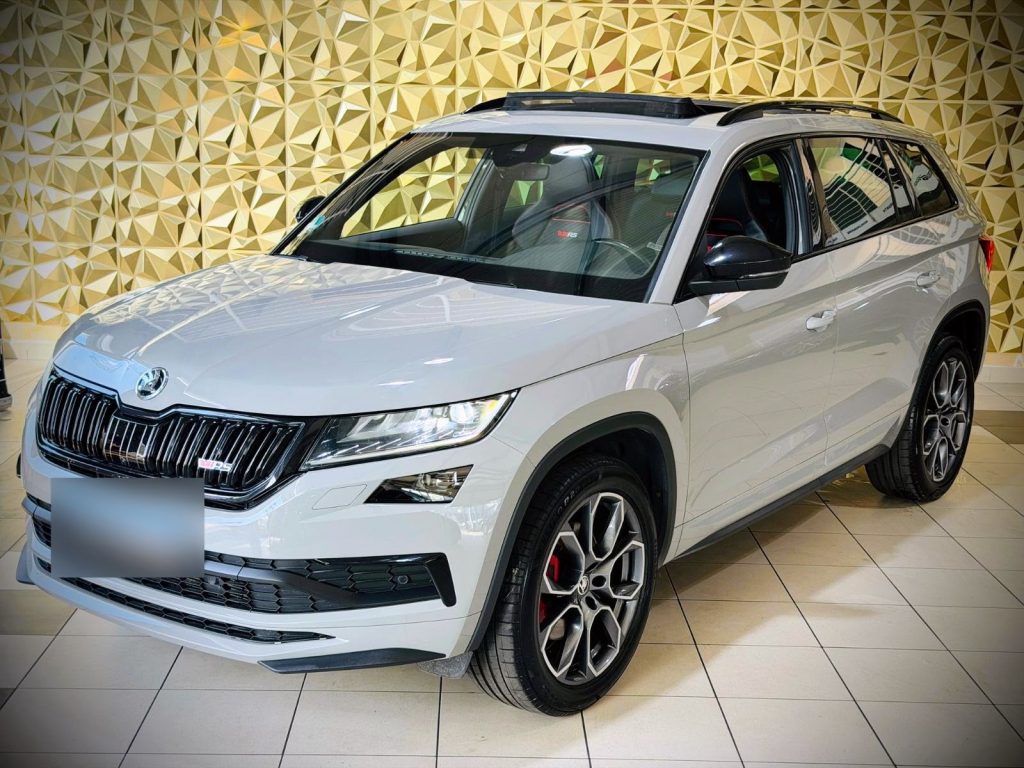 12.2019 Skoda Kodiaq RS 4×4 PANORAMA CANTON AHK