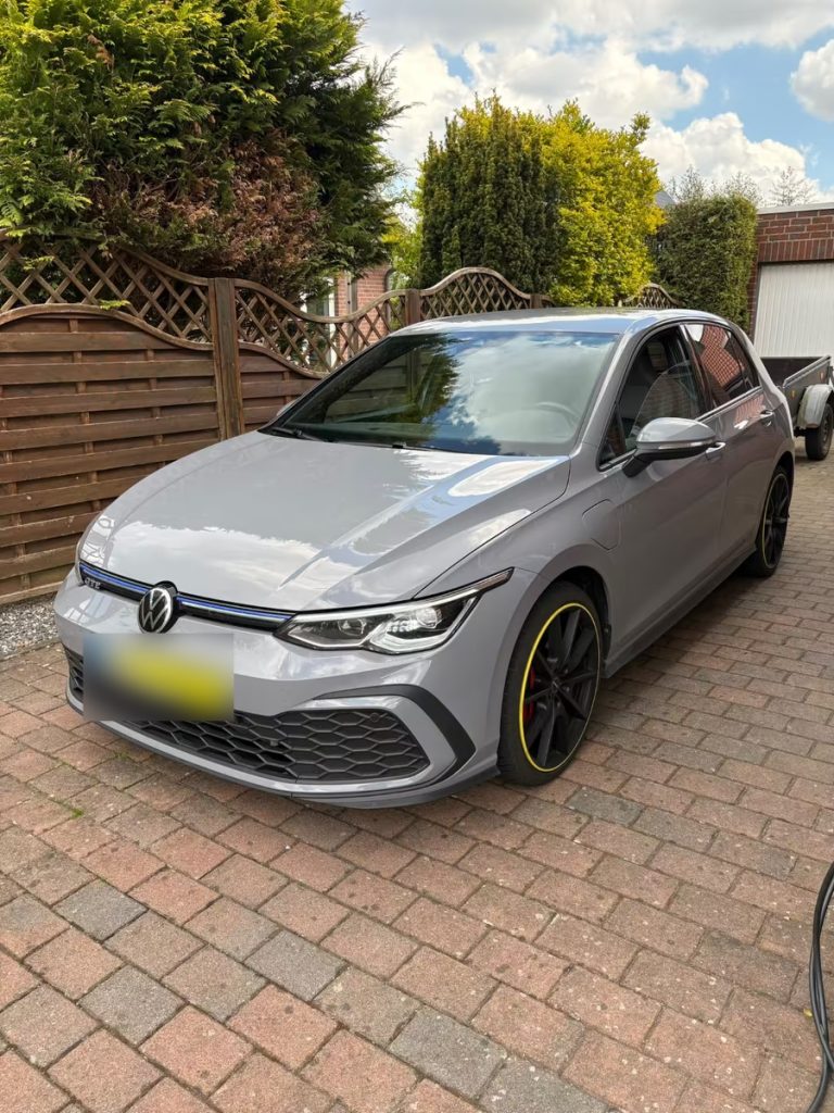 02.2021 Volkswagen Golf 8 GTE