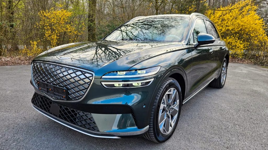 09.2023 Genesis GV70 Sport Nappa Lexicon Sunroof