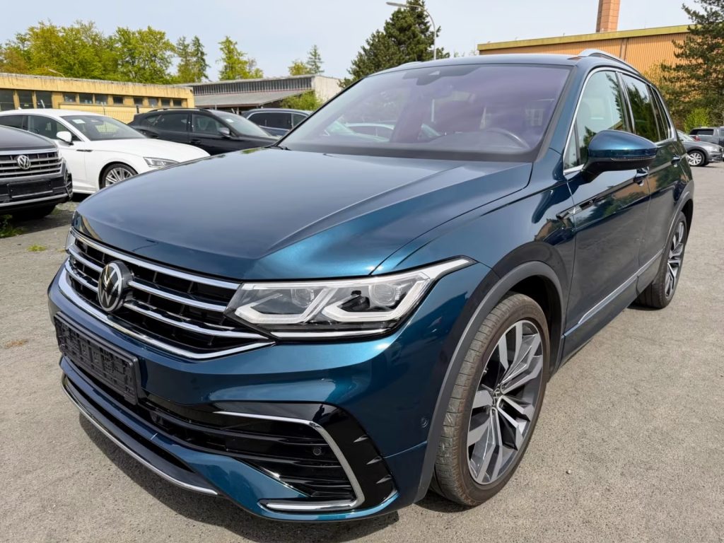 01.2022 Volkswagen Tiguan R-Line 4Motion Matrix