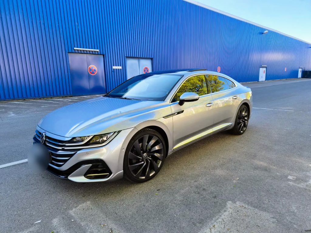10.2020 Volkswagen Arteon 2.0 TDI SCR DSG 4MOTION R-Line