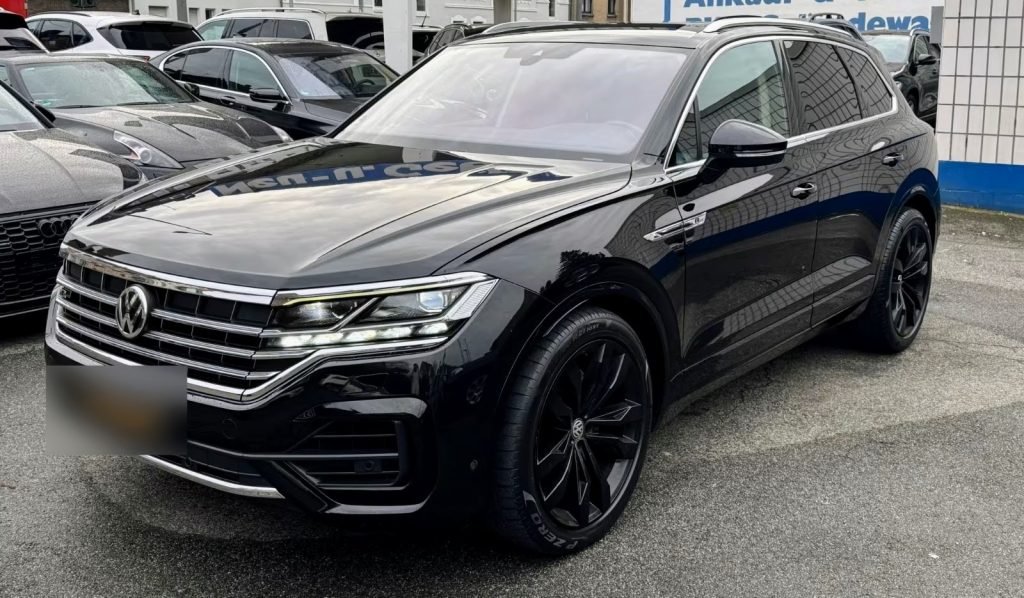 11.2019 Volkswagen Touareg Atmosphere 4Motion R-LINE