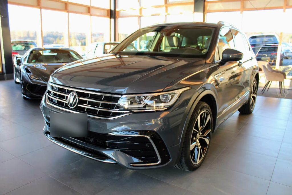 12.2020 Volkswagen Tiguan 2.0 TDI DSG R-Line 4Motion LED