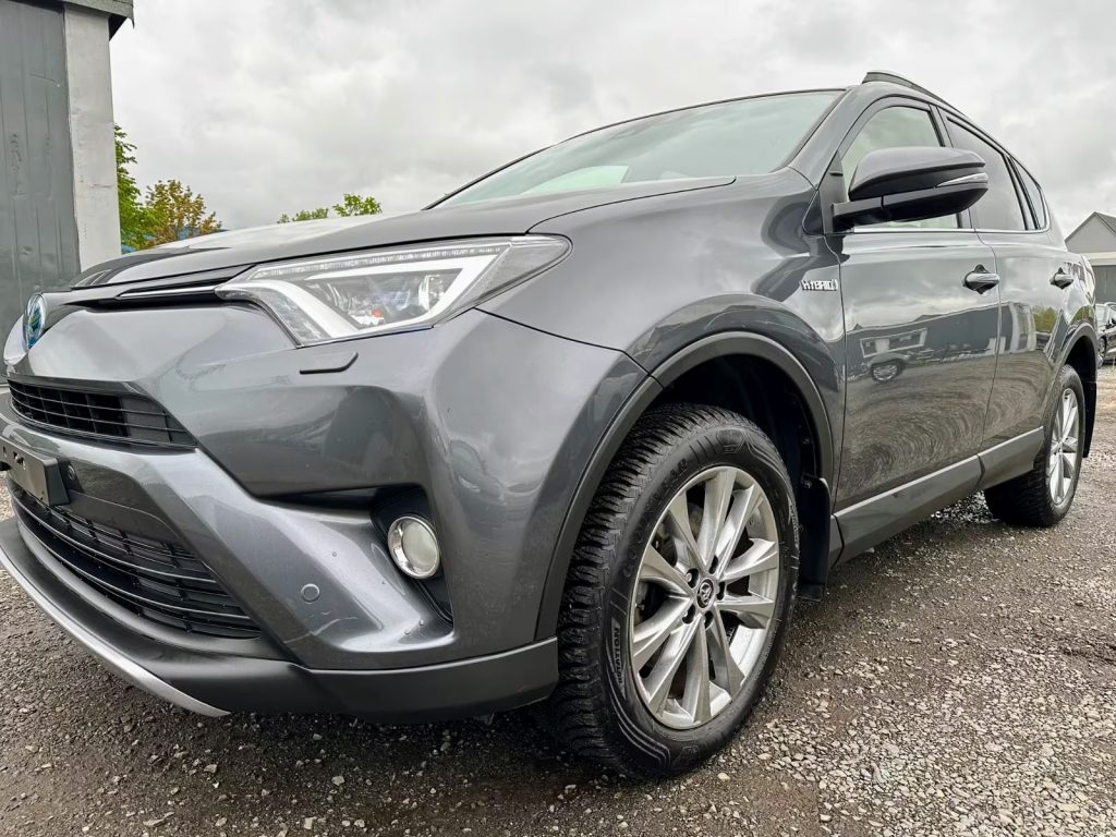 10.2018 Toyota RAV 4 Hybrid 2.5 4X2 Xenon LED