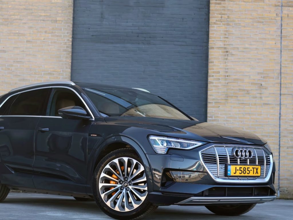 10.2020 Audi e-tron 55 quattro S-line