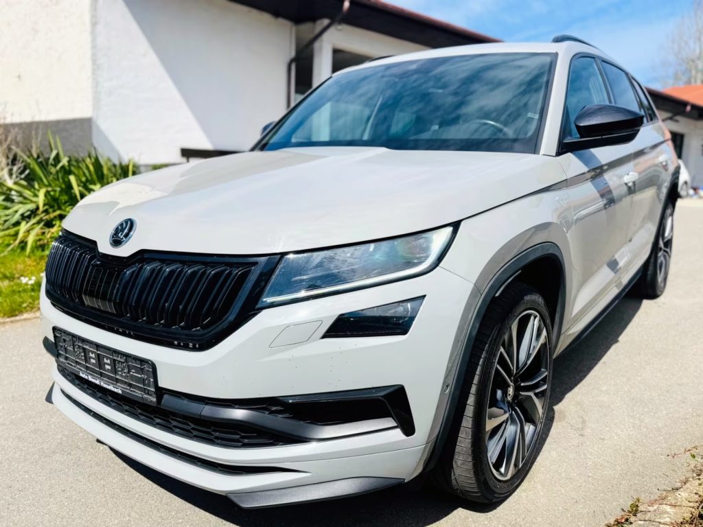 12.2019 Skoda Kodiaq RS 4×4 DAB CarPlay Canton