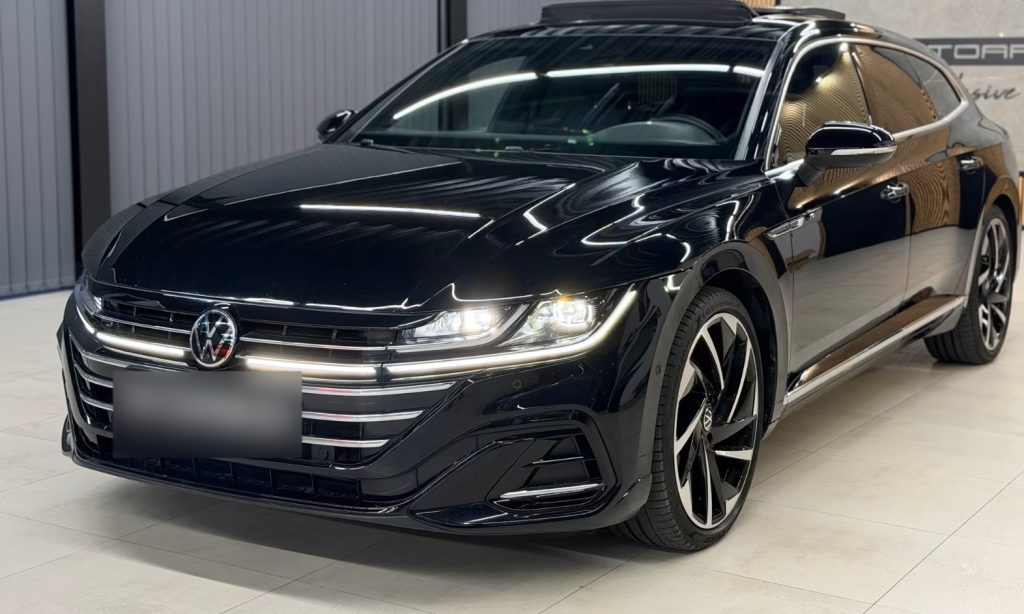 08.2022 Volkswagen Arteon Shooting Brake 2.0 TDI R-Line PANO IQ_